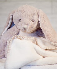 Load image into Gallery viewer, Bunny with Personalised Blanket
